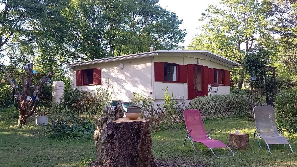 Epeigne-les-Bois Ski Chalet | Chalet in the heart of nature, ideally located for visiting the Loire castles.