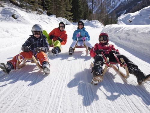 Saas-Balen Ski Chalet | Chalet in Valais near Ski Lift & Saas Valley