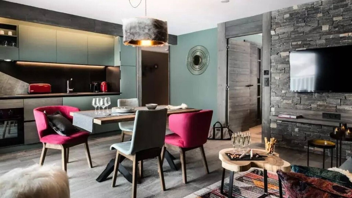 Val-d'Isere Apartment | Chalet Izia * - 3-room apartment for 4 people Fireplace