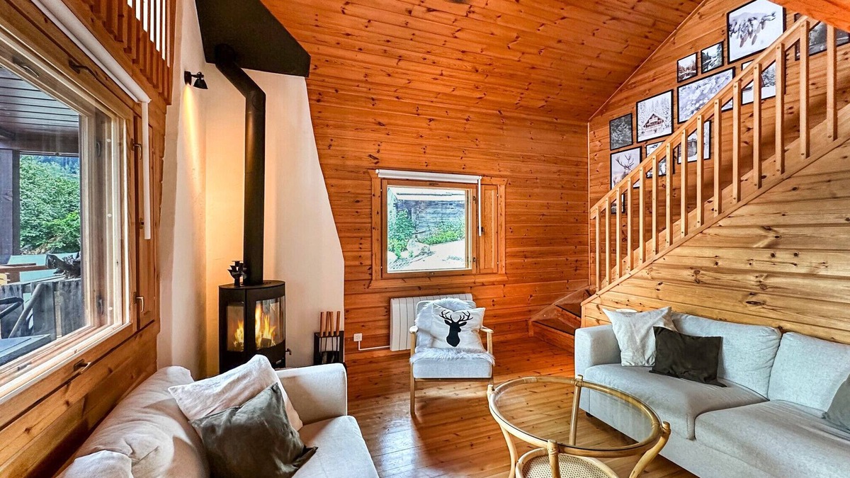 Chamoson Ski Chalet | Chalet l'Ardoise - Nature Paradise - Swiss Alps