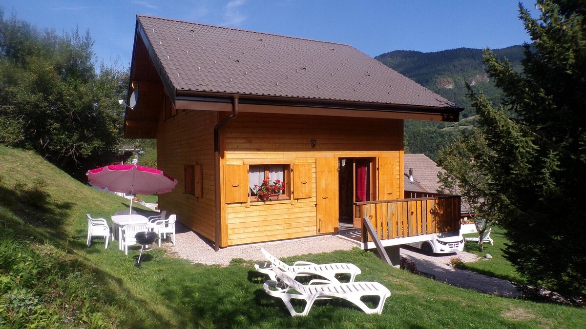 Vacheresse Ski Chalet | Chalet La Dranse 4 Étoiles with Mountain View, Private Garden and Wi-Fi