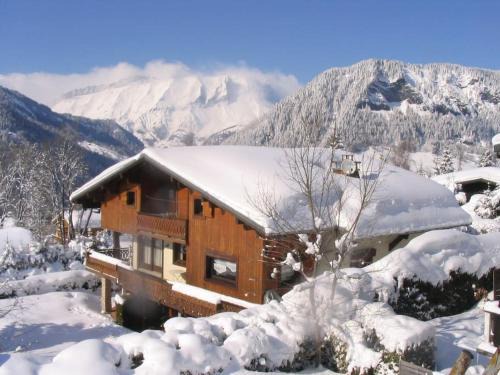 Notre-Dame-de-Bellecombe Ski Chalet | CHALET LA LICORNE 1 - pied des pistes