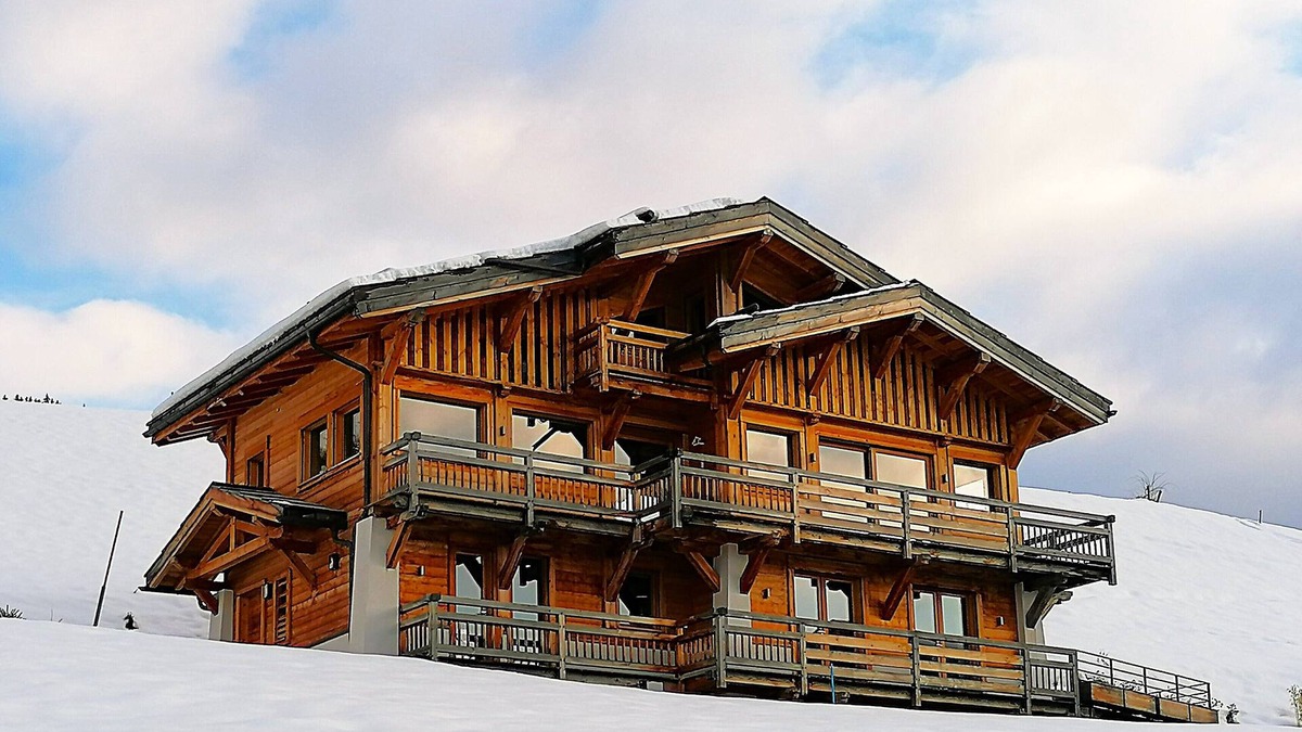 Combloux Ski Chalet | Chalet La Gélinotte -MEGEVE/COMBLOUX - WINTER 2025-2026 - 5 rooms, 10 people