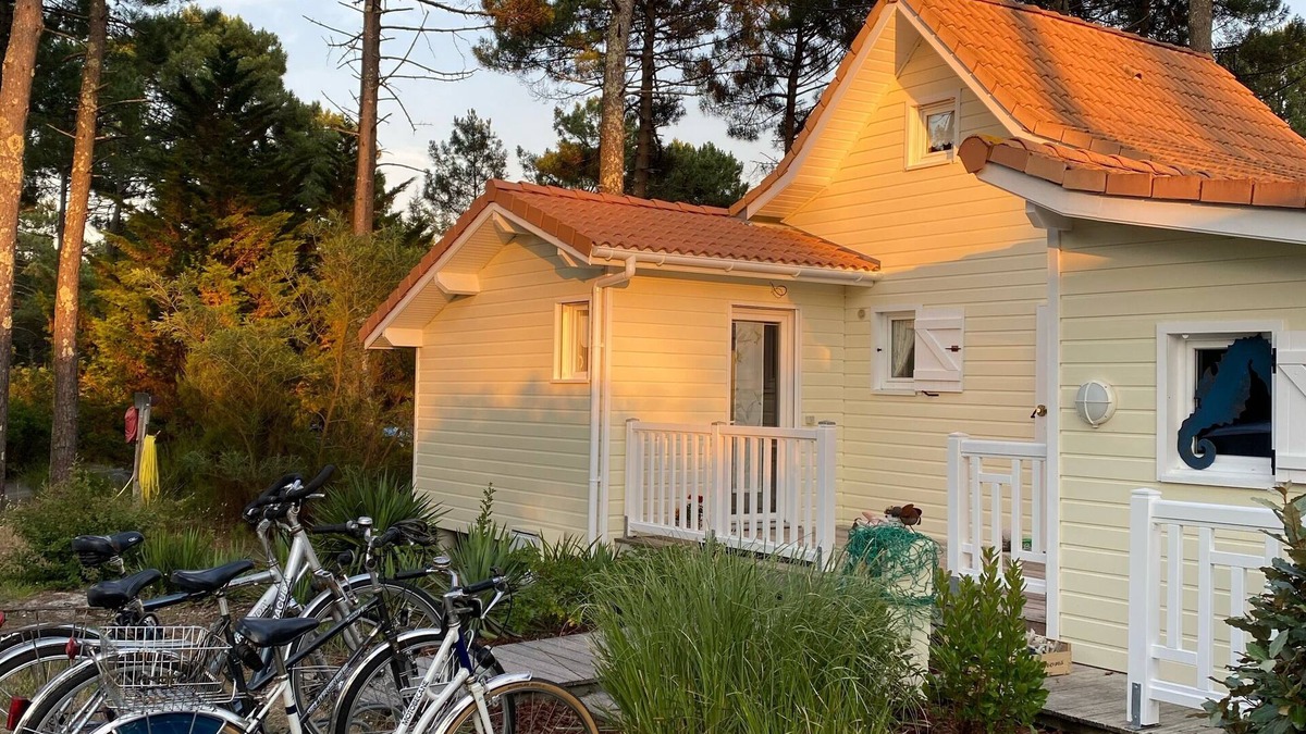 Le Porge House | Chalet La Jenny firsthand at the atlantic ocean