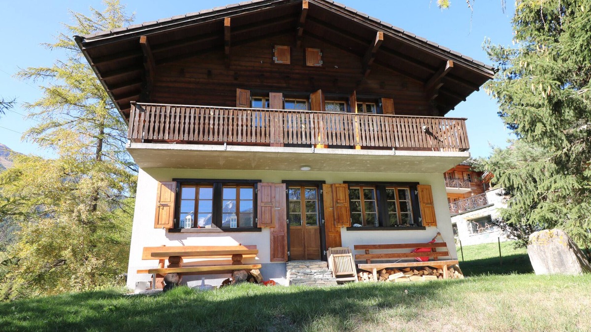 Evolene Ski Chalet | Chalet Le Bouquetin
