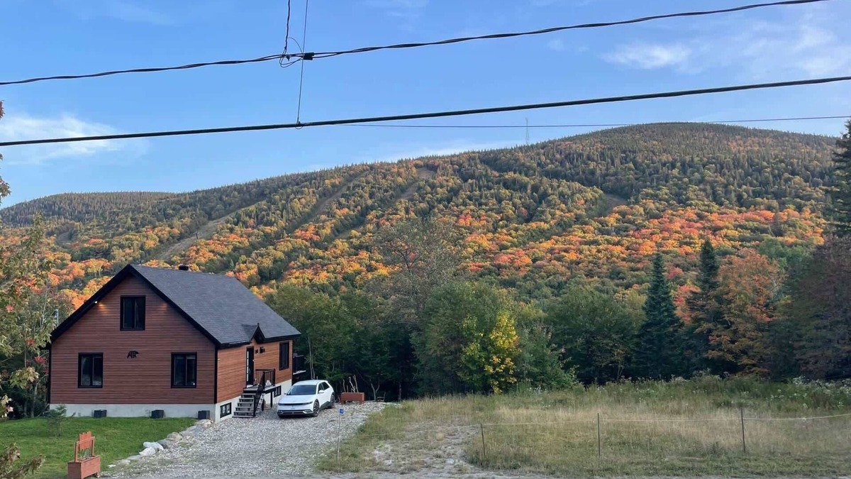 Notre-Dame-Auxiliatrice-de-Buckland Ski Chalet | Chalet Le Grizzly spa