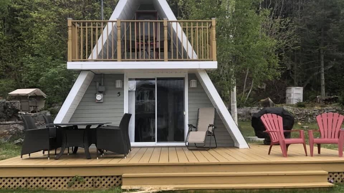 Riviere-du-Loup Regional County Municipality Ski Chalet | CHALET LE POINTU, RIVIÈRE-DU-LOUP