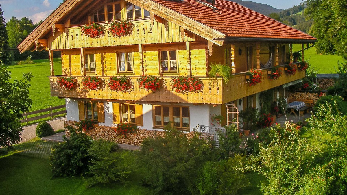 Lenggries Ski Chalet | Chalet Lenggrieser Acker *