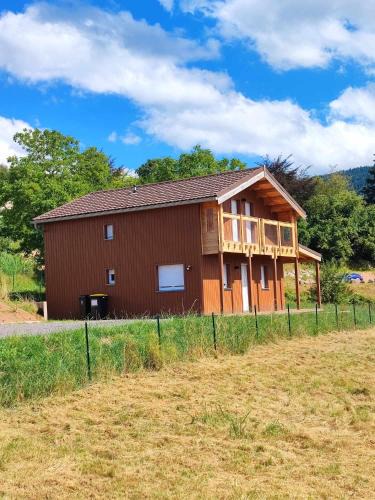 Fraize Ski Chalet | Chalet les Boudières 6 pers près Gerardmer Cosy Billard