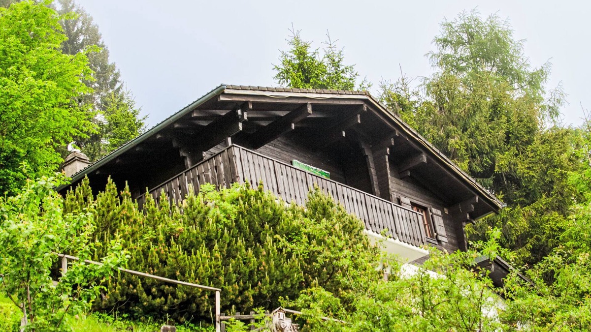 Moleson House | Chalet Les 3 Marmottes by Interhome