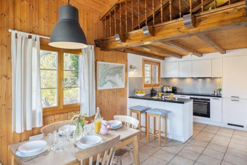 Mayens-de-Riddes Ski Chalet | Chalet Les Crus