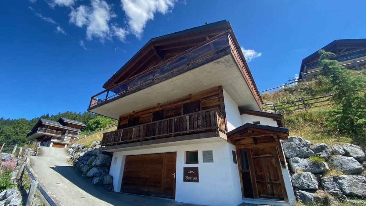 Morgins Ski Chalet | Chalet Les Dalton, Morgins