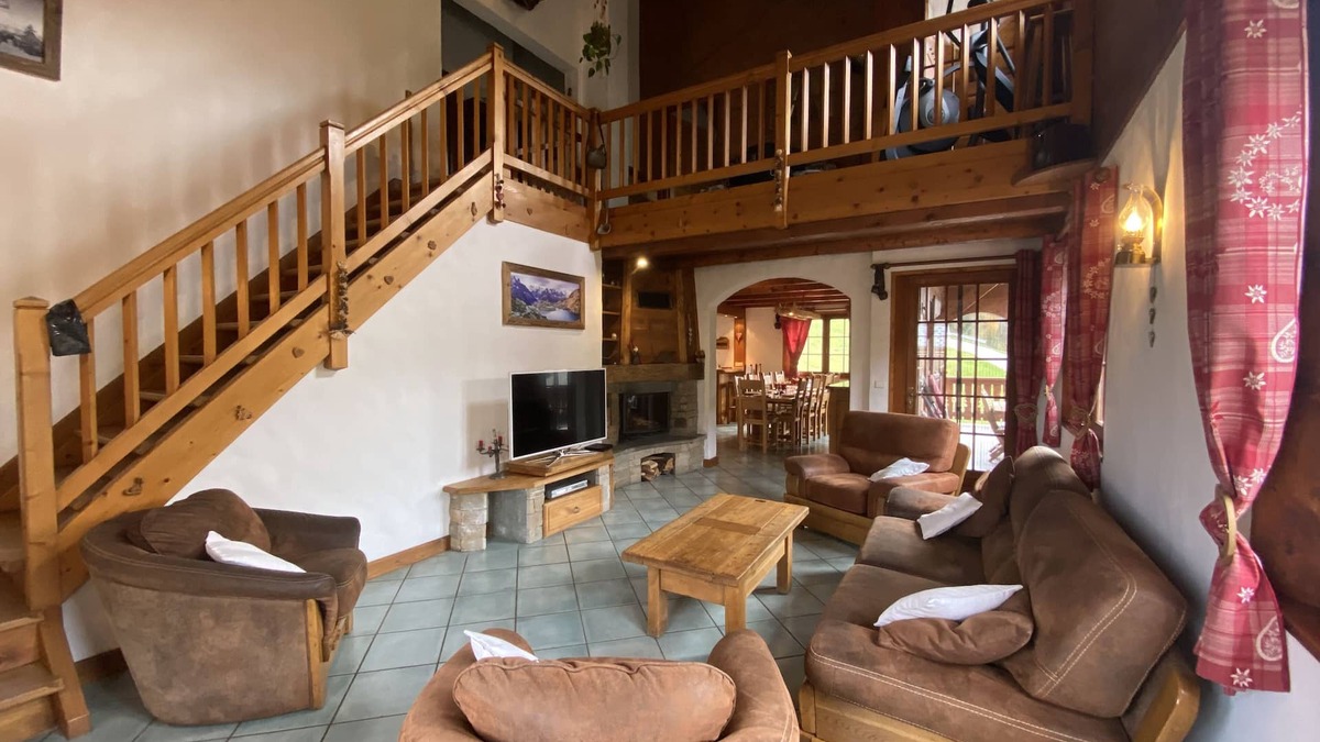 Flumet Apartment | Chalet "Les Rodhos "150m from the slopes FLUMET-Espace Diamant
