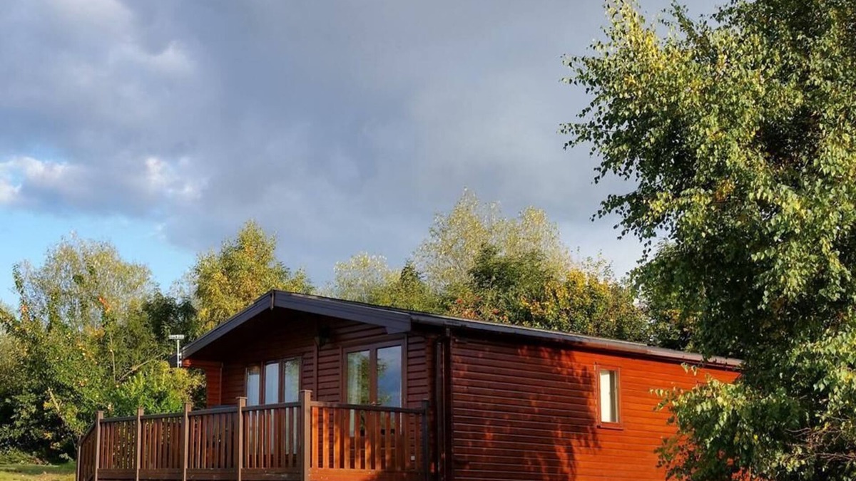 West Barkwith Ski Chalet | Chalet Log Cabin at The Log Cabin Glebe Farm