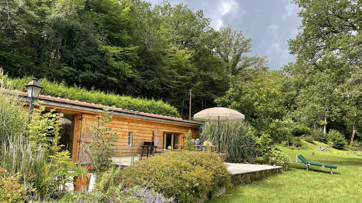 Charnay Ski Chalet | Chalet "LouLoue" on the banks of the Loue