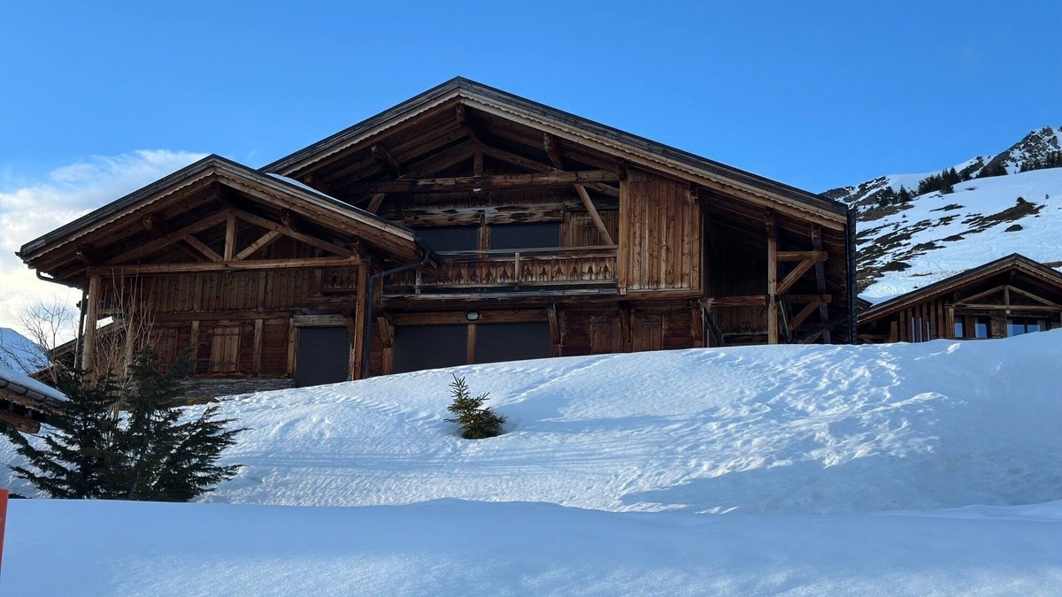 Val d'Illiez Ski Chalet | Chalet Luxe 1850 ski Or Magnificent View Tooth of Afternoon