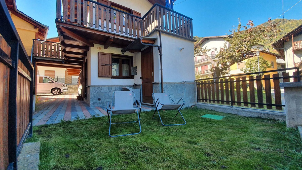 Quincod Ski Chalet | Chalet 'Maison Du Coeur - Bien-être' with Mountain View, Private Terrace and Wi-Fi