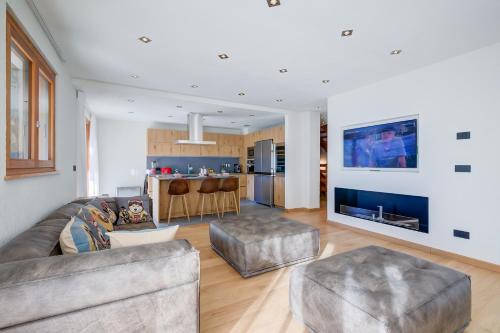 Sauze d'Oulx Ski Chalet | Chalet Merveille Ski In - Ski Out