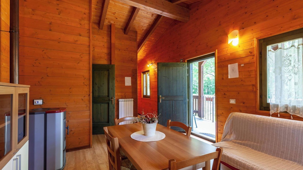 Sillano Giuncugnano House | Chalet 'Mirtillo' - Villaggio Anemone with Mountain View & Private Terrace