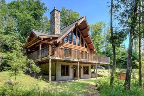 Labelle Ski Chalet | Chalet Mont Tremblant Luxury Lodge