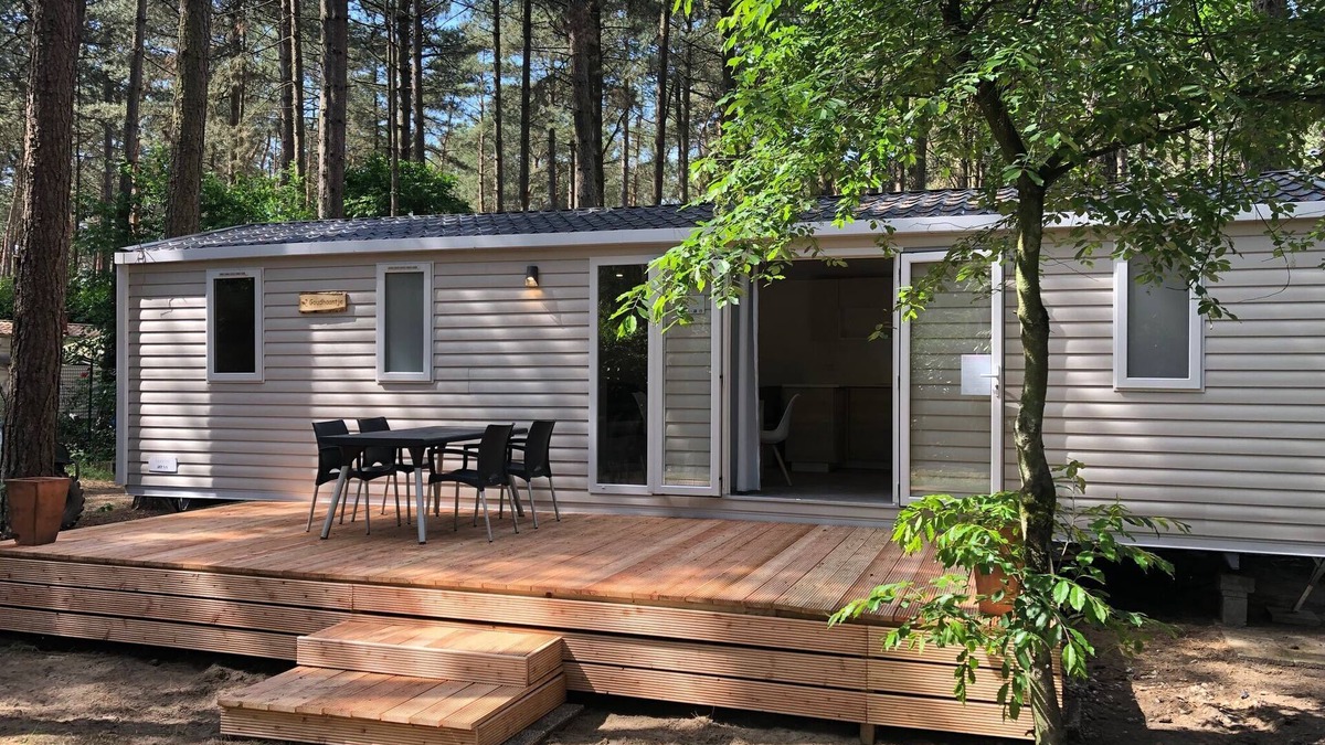 Wechelderzande Ski Chalet | Chalet near Antwerp & Family Fun at Bobbejaanland