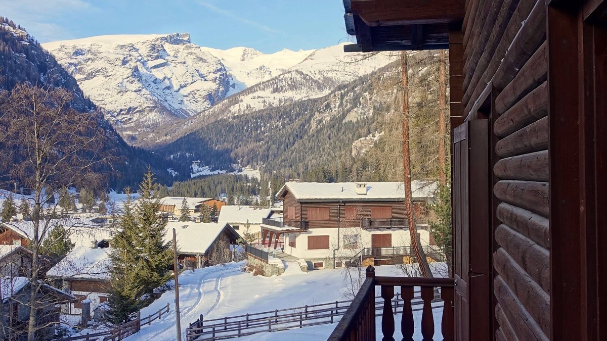 Champoluc Villa | Chalet near the ski slopes of Champoluc