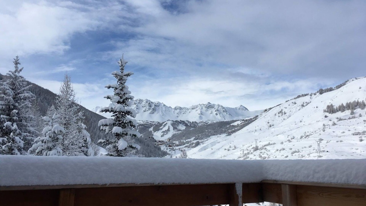 Vars Ski Chalet | Chalet on the heights of Ste Marie - breathtaking view