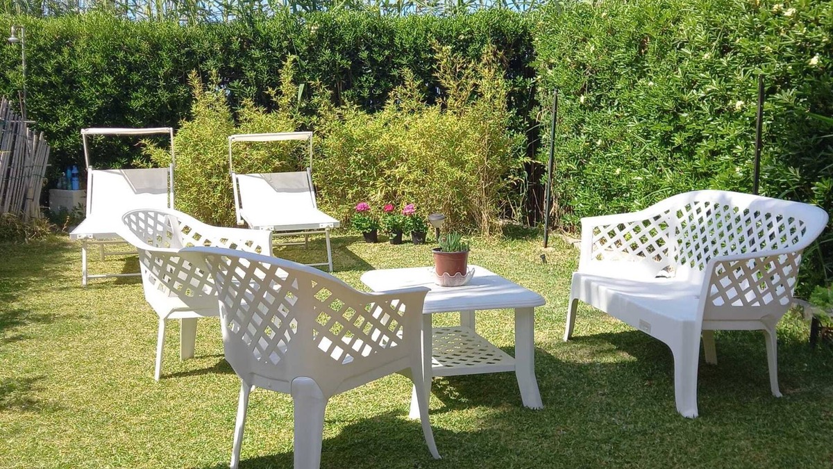 Villa Grazia di Carini Ski Chalet | Chalet on the sea in the Gulf of Carini