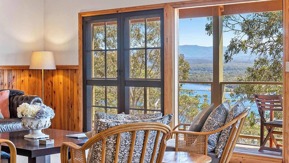 Tuross Head House | Chalet on Trafalgar @ Tuross Head