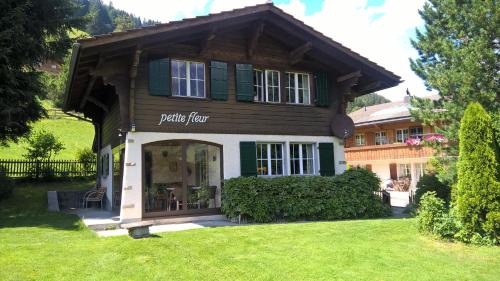 Adelboden Apartment | Chalet Petite Fleur