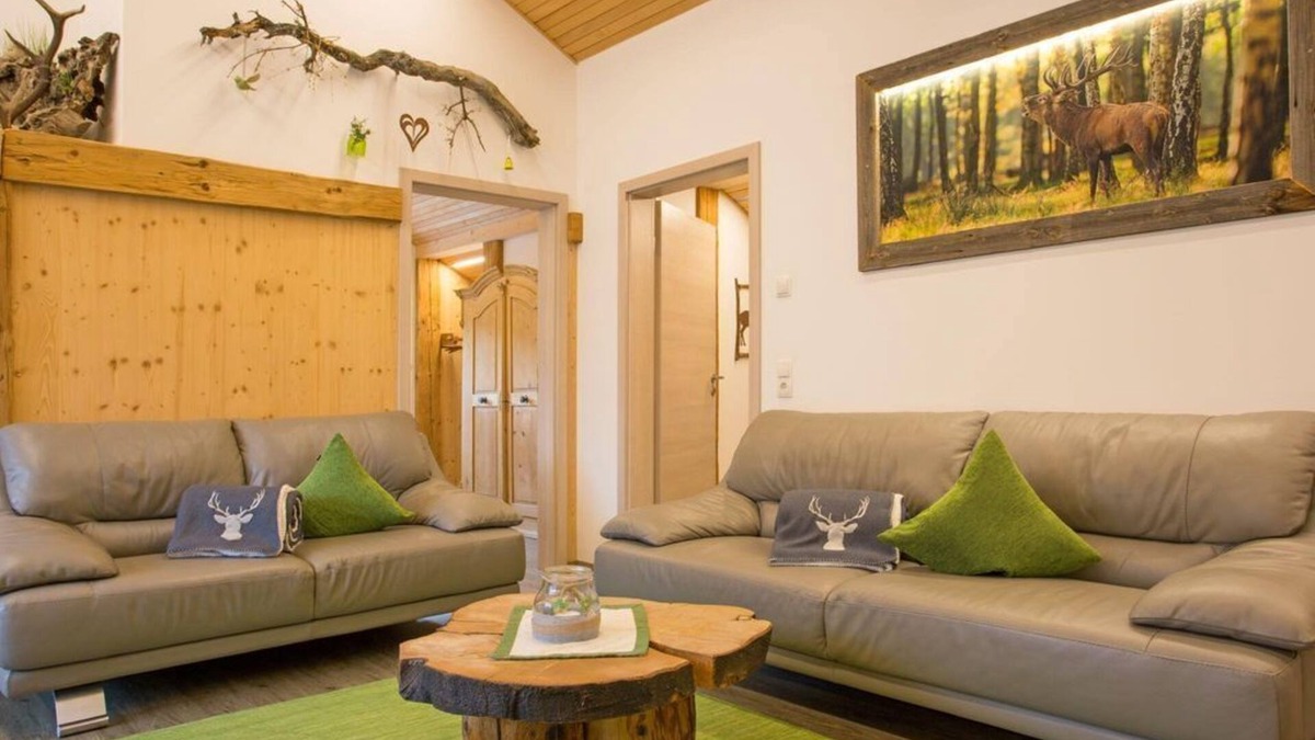 Pfronten Apartment | Chalet Platzhirsch - Village chalet