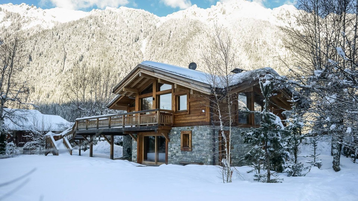 Les Praz-de-Chamonix Apartment | Chalet Rass: Sublime five bedroom chalet fully equipped