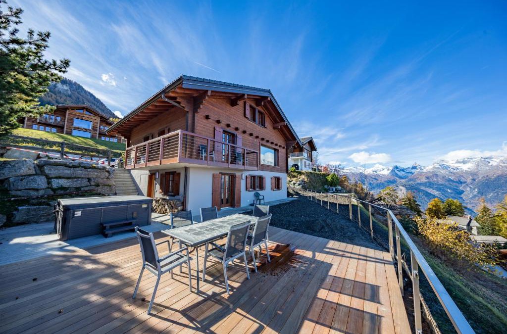 Saint-Pierre-de-Clages Ski Chalet | Chalet Riquet - Ski/in-out - Jacuzzi