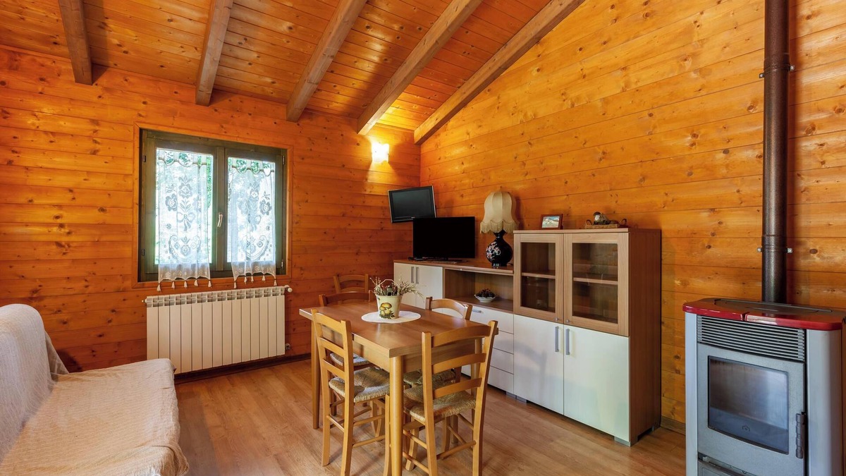 Sillano Giuncugnano House | Chalet Scoiattolo with Mountain View & Terrace