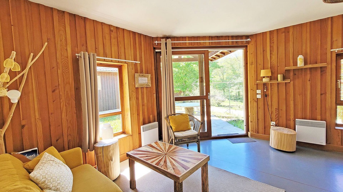 Alzon Ski Chalet | Chalet Soleil, sleeps 1 to 4 in the magnificent Cévennes mountains