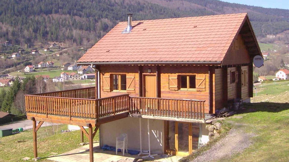 Le Menil Ski Chalet | * Chalet Sorbier Le Ménil 10-15 people PLAYROOM BABYFOOT FLECHETTES *