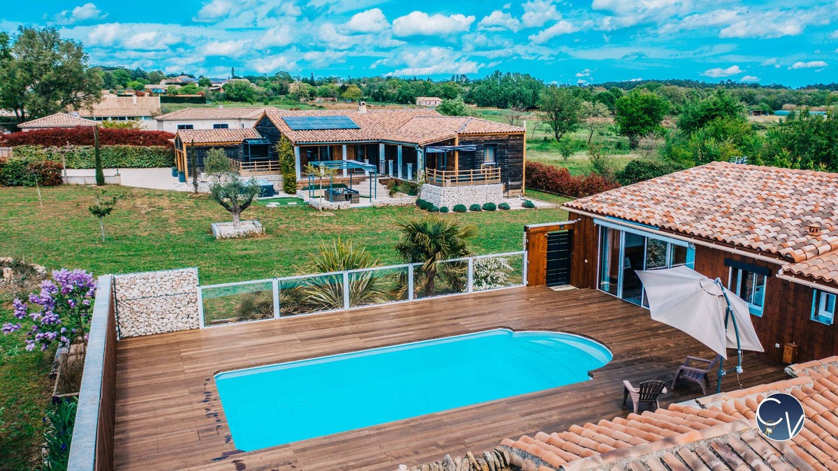 La Bruguiere Villa | *Chalet Style Villa with Pool and Jacuzzi*