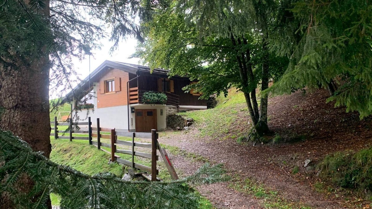 Revo Cabin | CHALET THE QUIET OF TREGIOVO. CIN - IT022253C25N9E275K Trentino/South Tyrol