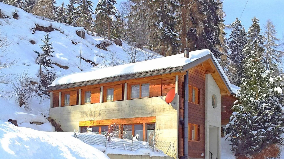 Mayens-de-Riddes Ski Chalet | Chalet Theo - Four Bedroom Chalet, Sleeps 6