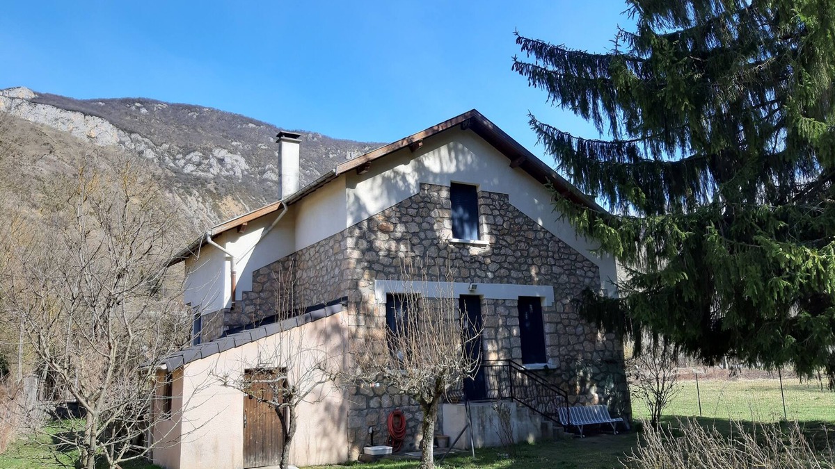 Vebre Ski Chalet | Chalet Tout Confort 10 mins from AX les Thermes