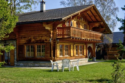 Arbaz Ski Chalet | chalet traditionnel grand confort