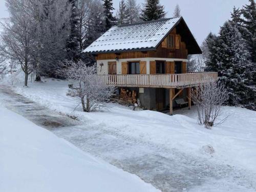 La Toussuire Ski Chalet | Chalet typique 3 chambres, près des pistes et ensoleillé, avec Wifi et parking - FR-1-416-222