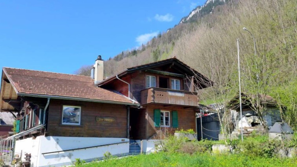 Niederried bei Interlaken Apartment | Chalet Vamika by Interhome