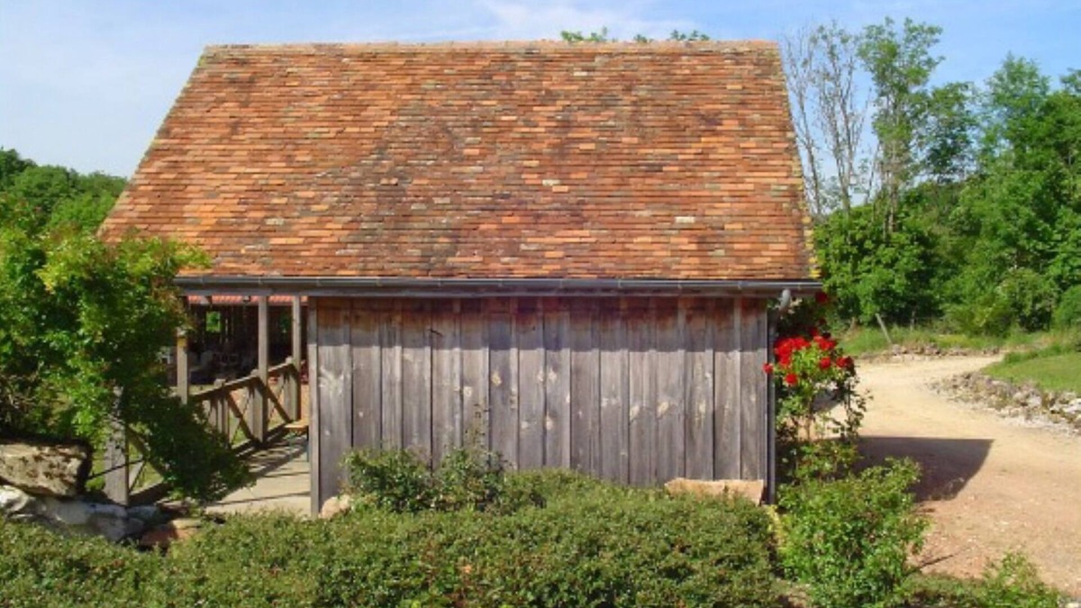 Ternant Ski Chalet | Chalet ' VERT ' in the heart of the Burgundy countryside