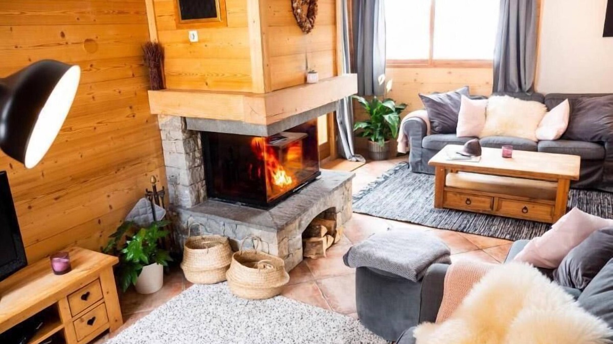 Meribel-Mottaret Ski Chalet | Chalet, view valley, fitness, sauna, balcony, fireplace or stove, parking, tv, 153m²