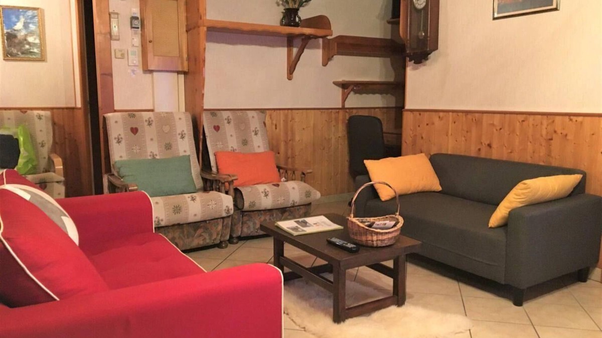Albiez-le-Vieux Ski Chalet | Chalet, view open, terrace, parking, tv, ski locker, 110m², Albiez Montrond