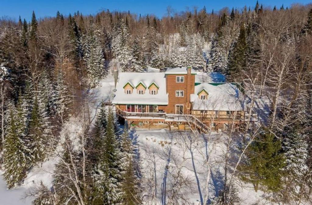 Val-des-Lacs Ski Chalet | Chalet VIP Val des lacs - Quebec - Canada