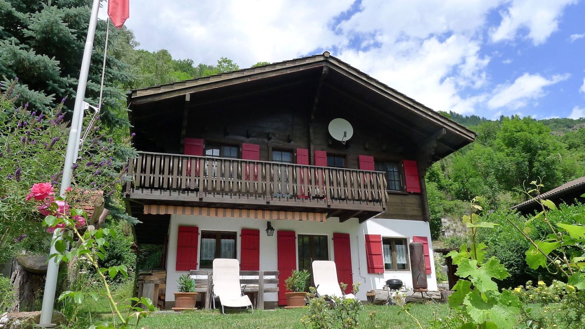 Grengiols House | Chalet Walliserträumli (BET410) by Interhome