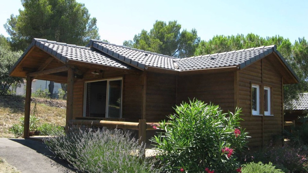 Agde Ski Chalet | Chalet with 2 bedrooms and air conditioning near the beaches of Cap d'Agde