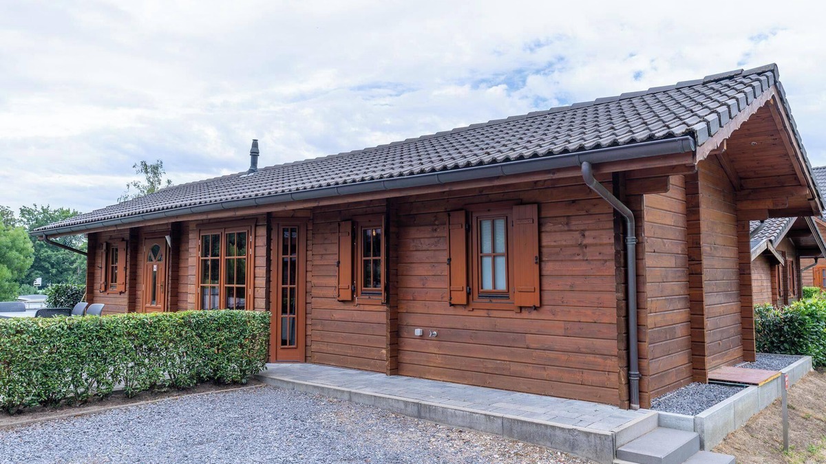Langeberg House | Chalet with an open-plan kitchen and 3 bedrooms